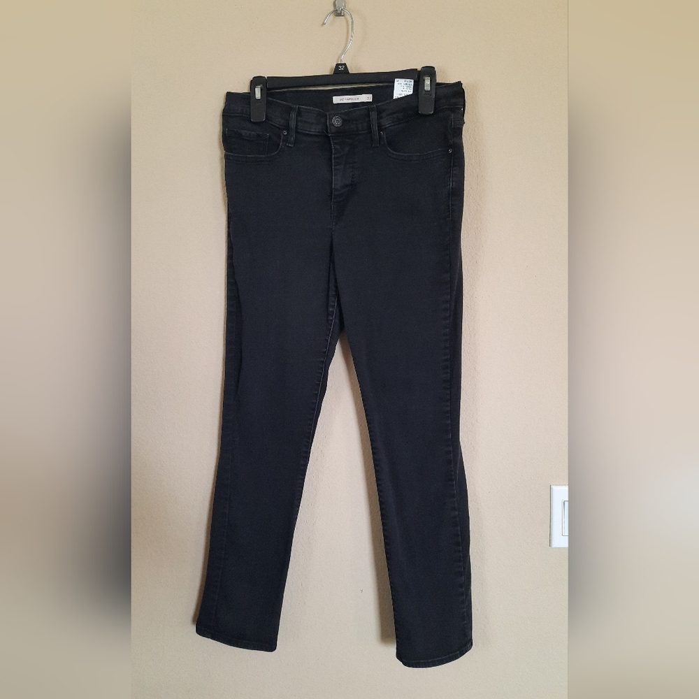 Levis 312 Shaping Slim Black Jeans